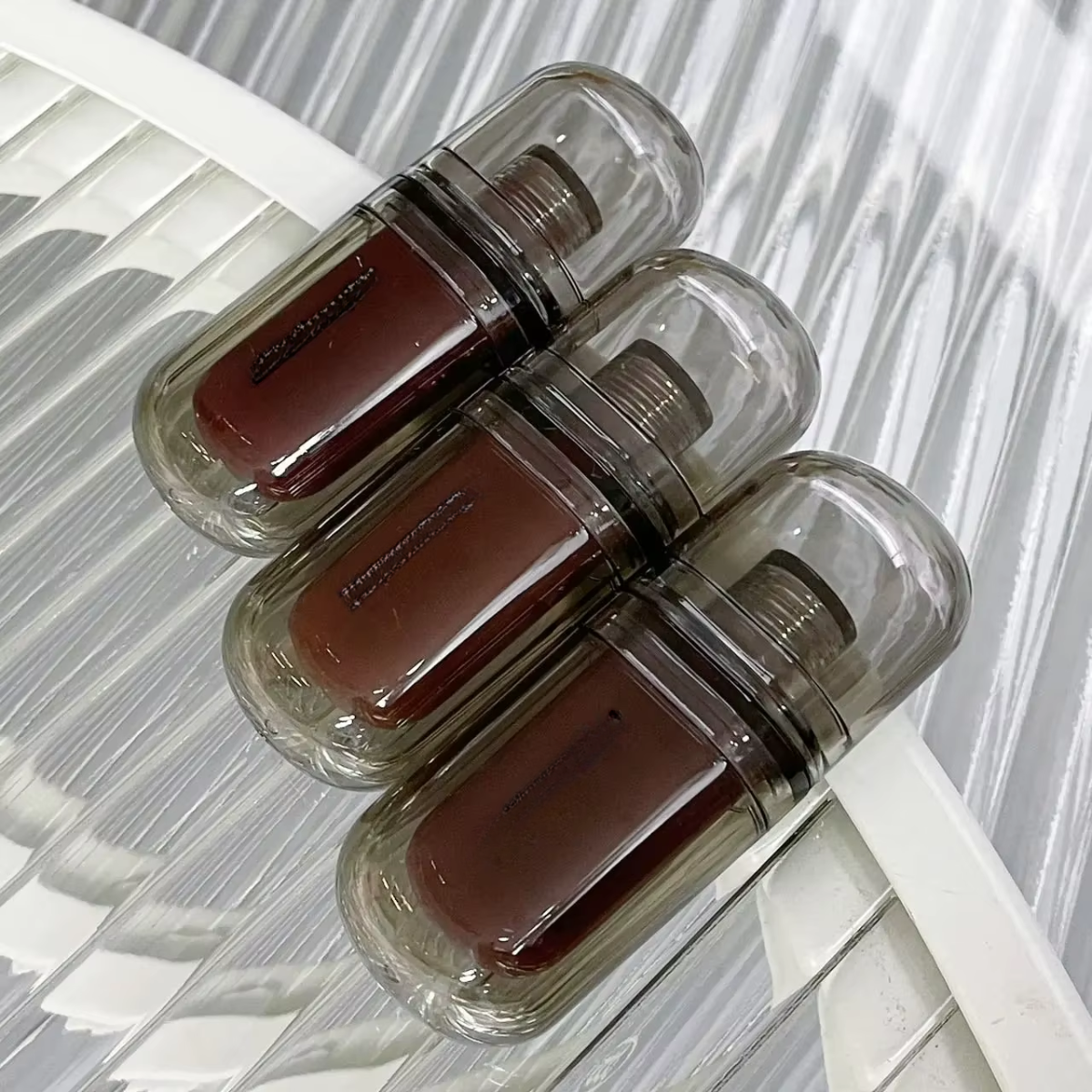 Enveloping Ice Night Lip Glaze